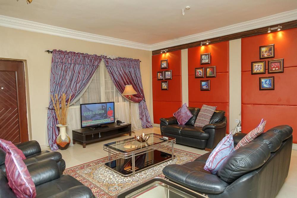 Apartment Royale Hotel & Suite Лагос Экстерьер фото