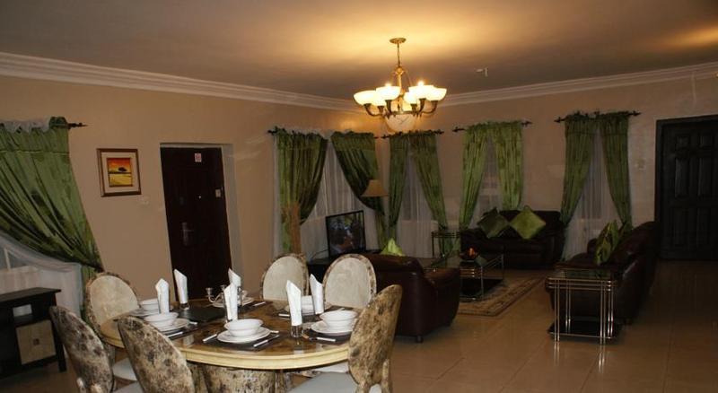 Apartment Royale Hotel & Suite Лагос Экстерьер фото